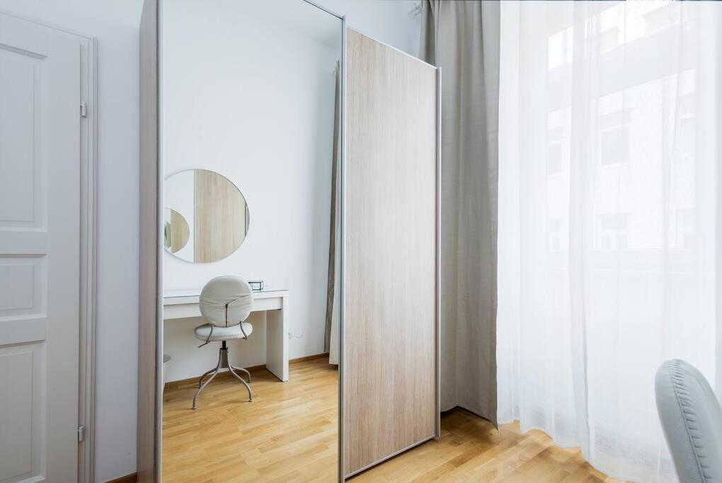 Orestaliving - Spacious 2Br On The Danube Canal Вена Экстерьер фото